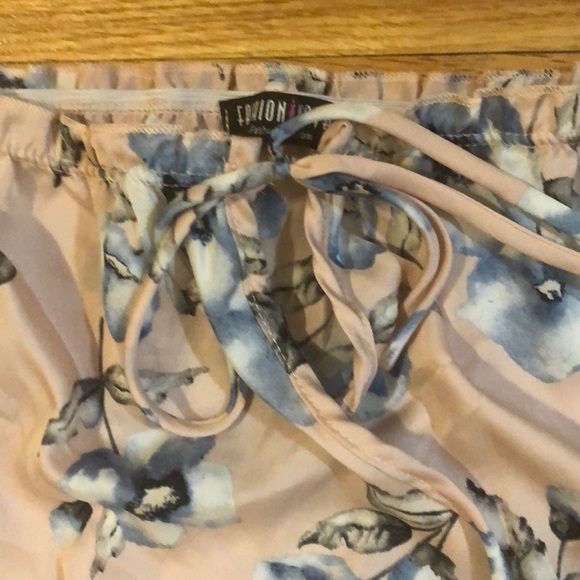 NWOT💋 fashion nova top!! - Picture 3 of 8